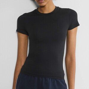 Aritzia Sunday Best Willow SinchSeamless T-Shirt